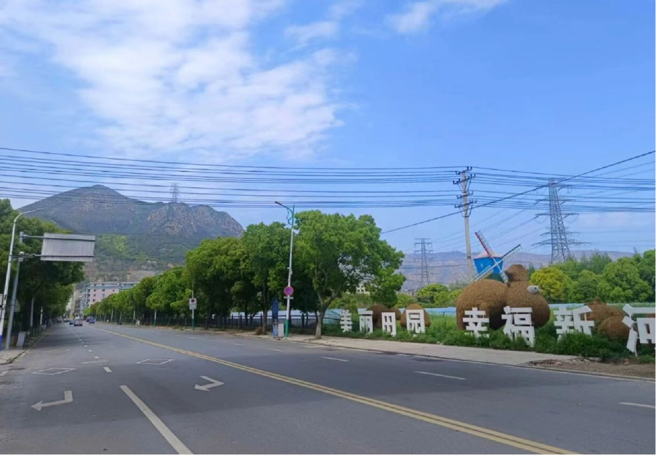 �����ºӴ壺��ˮ���� ���׺������岨